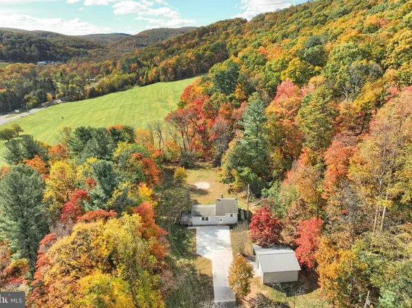 200 Slate Rock Rd, Biglerville, PA 17307