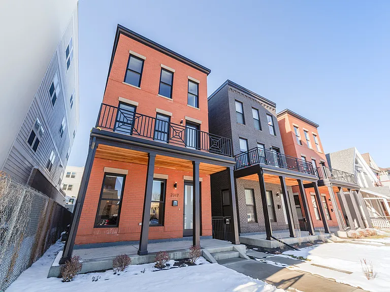 2317 Stout St — Photo 33