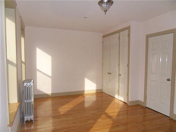 4th image of 442 Grand Ave APT 3
