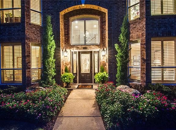 2nd image of 105 Belmont Place Cir