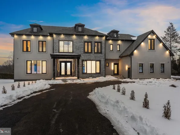 1047 Welsh Rd, Huntingdon Valley, PA 19006