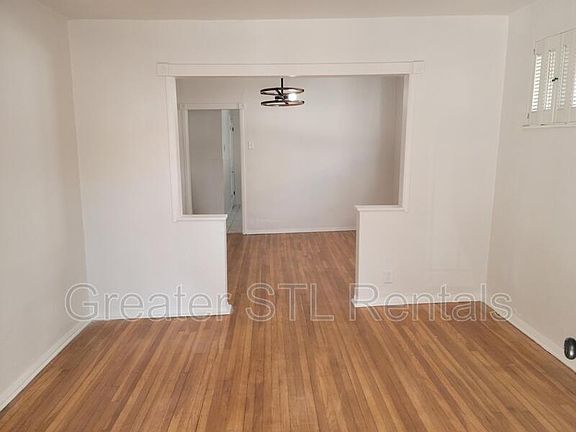 3rd image of 2165 Sulphur Ave