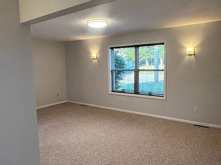 1700 McCutchen Rd — Photo 9