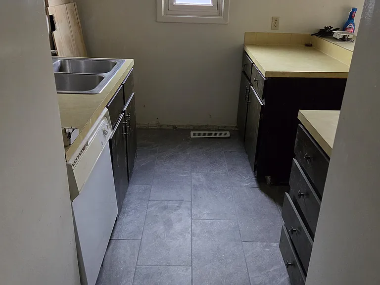 2424 Pattison Ave #B — Photo 7
