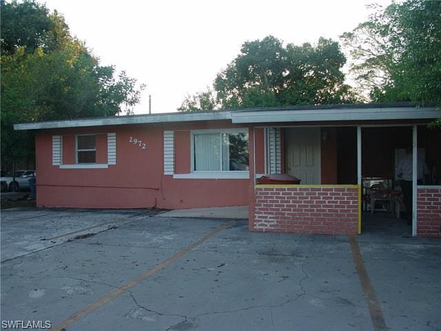 1st image of 2972 Evans Ave