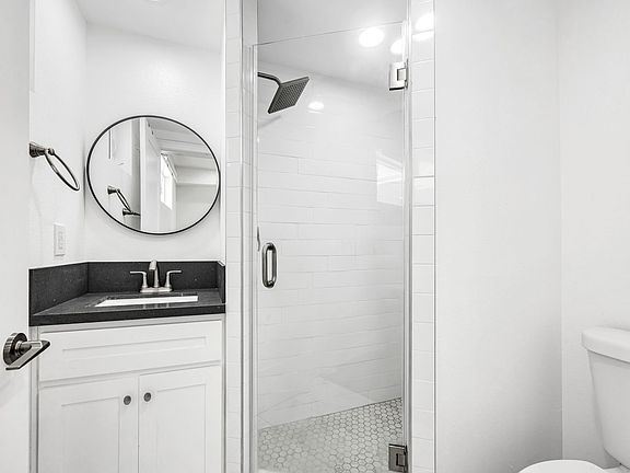 5th image of 1269 W 36th St #1271