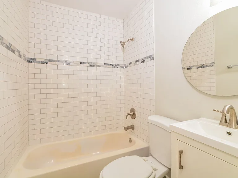 6630 Westmont Dr — Photo 11