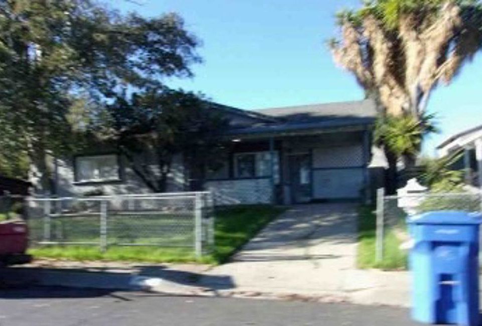 1st image of 45 Wharf Dr