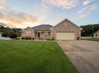 2545 Meadowbrook Ln, Jackson, MI