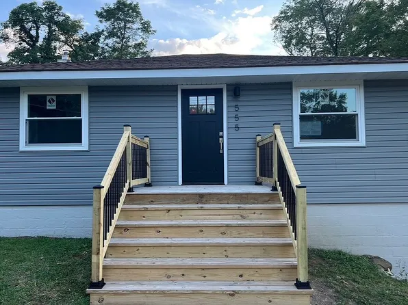 555 51st St, Altoona, PA 16602