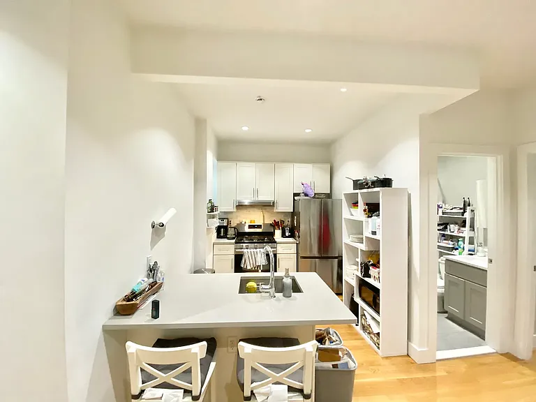 169 15th St #3B — Photo 13