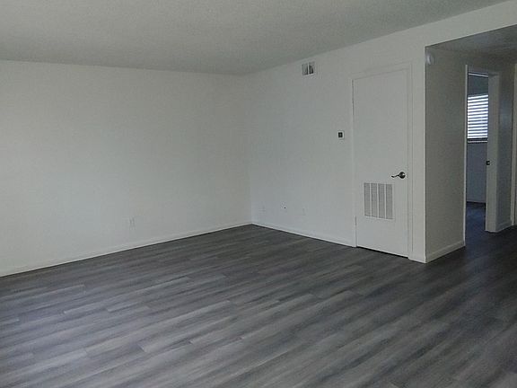 2nd image of 150 Peachtree St