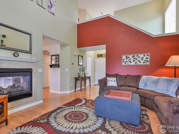5th image of 107 Arapaho St