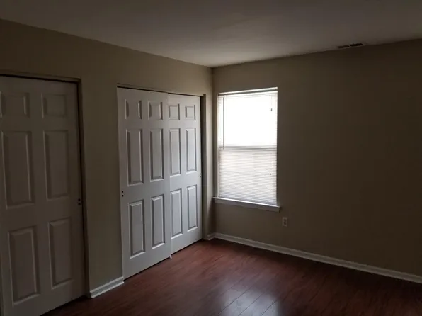 808 Woodbridge Comns Way, Iselin, NJ 08830