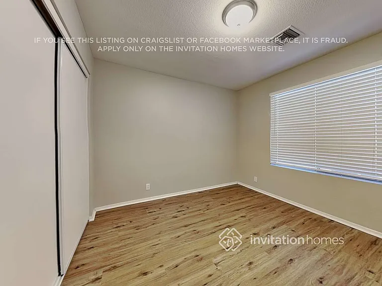 11007 N 59th Dr — Photo 15