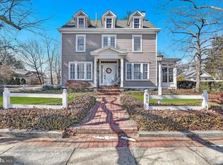 403 W Park Ave, Hamilton, NJ 08610