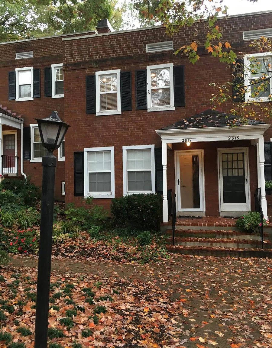 3 bed, 1383 sqft, $3,300 — Photo 3