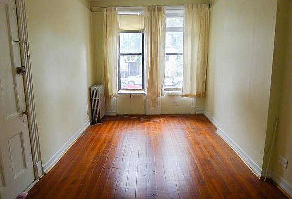 5th image of 719 Union St APT 1L