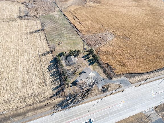 3rd image of 27048 Minnesota Ave
