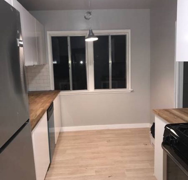 1st image of 463 Normandie Pl #469
