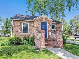 427 Robbins St, Seymour, WI 54165