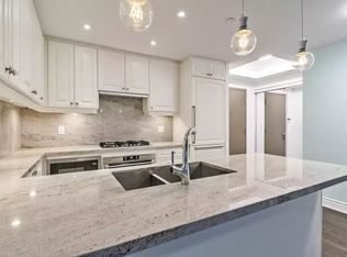 3500 Lakeshore Rd W UNIT 224, Oakville, ON