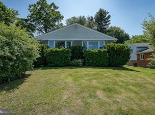 1728 Green Valley Rd, Havertown, PA 19083