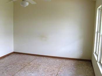 3rd image of 1415 Meeks Meadow Dr