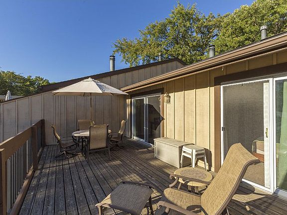 2nd image of 202 River Woods Ln