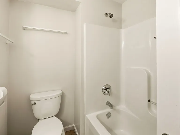 836 Mountain View — Photo 16