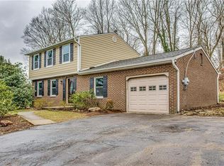 204 Overlook Dr, Canonsburg, PA