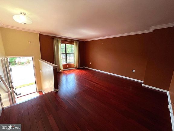 4th image of 6158 Old Brentford Ct