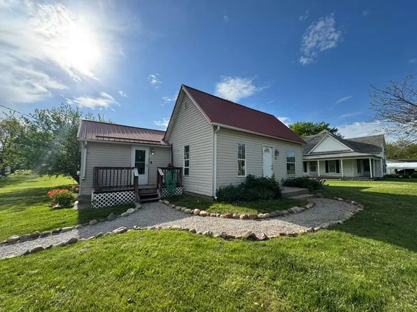 206 S East St, Green City, MO 63545