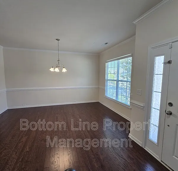 10708 Sky Chase Ave NW — Photo 5