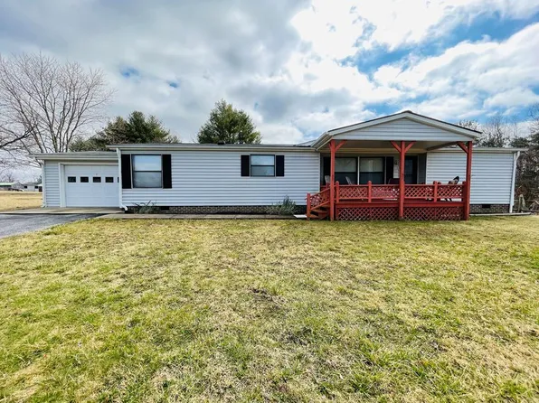 163 Edmonds Rd, Galax, VA 24333