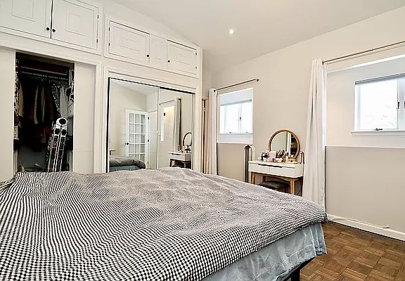 4th image of 111 Prospect Park W #11