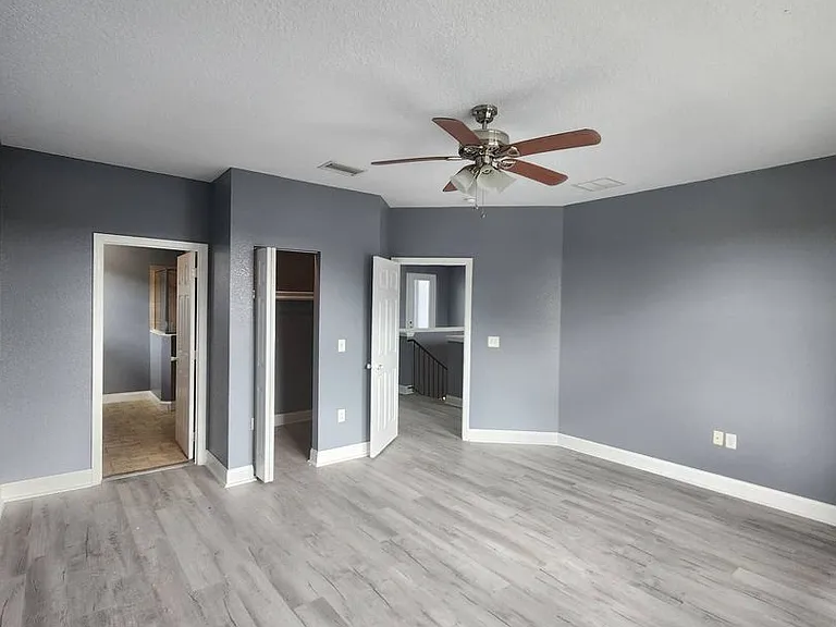 328 Dundee Dr — Photo 30