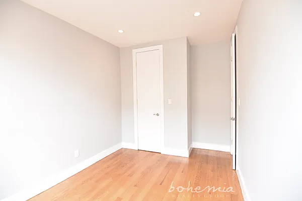 Rented by Bohemia Realty Group | media 10