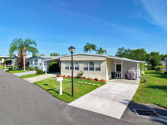 2nd image of 742 Dogwood Dr