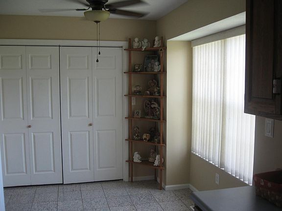 Kitchen with Washer and Dryer closet