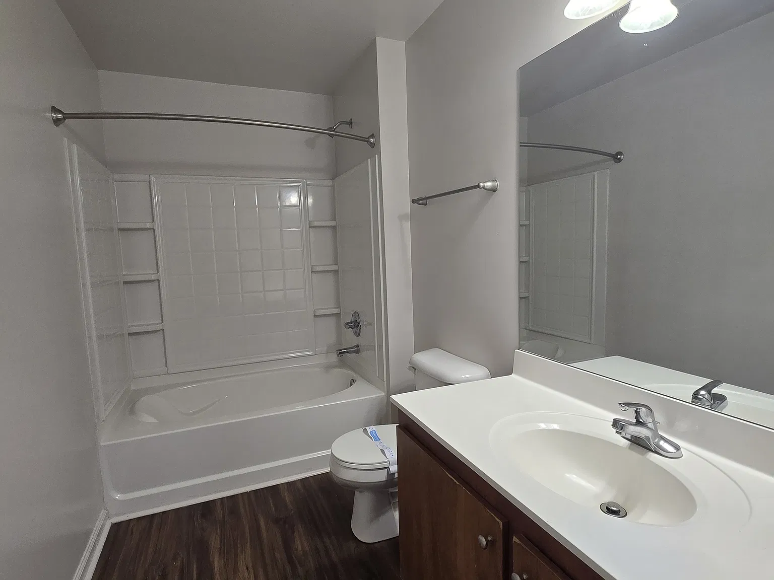 3 bed, 1358 sqft, $1,845 — Photo 4