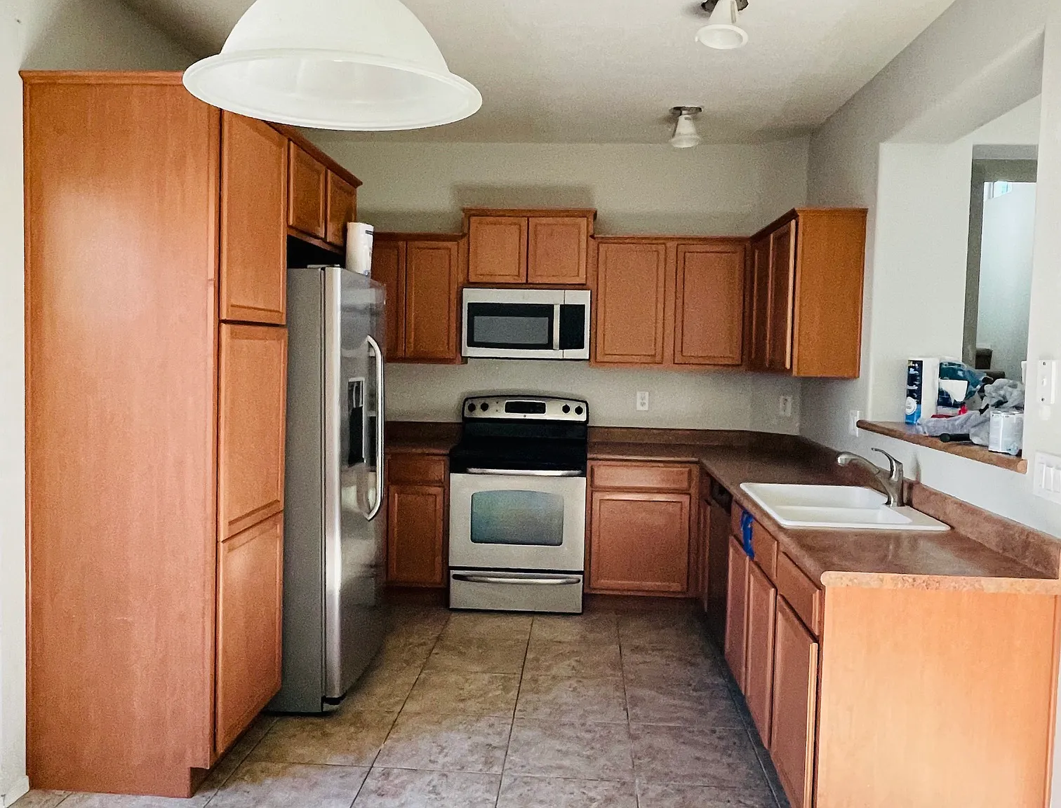 3 bed, 2.5 bath, 1449 sqft, $1,700 — Photo 3