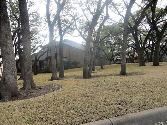 4th image of 1045 Verbena Dr