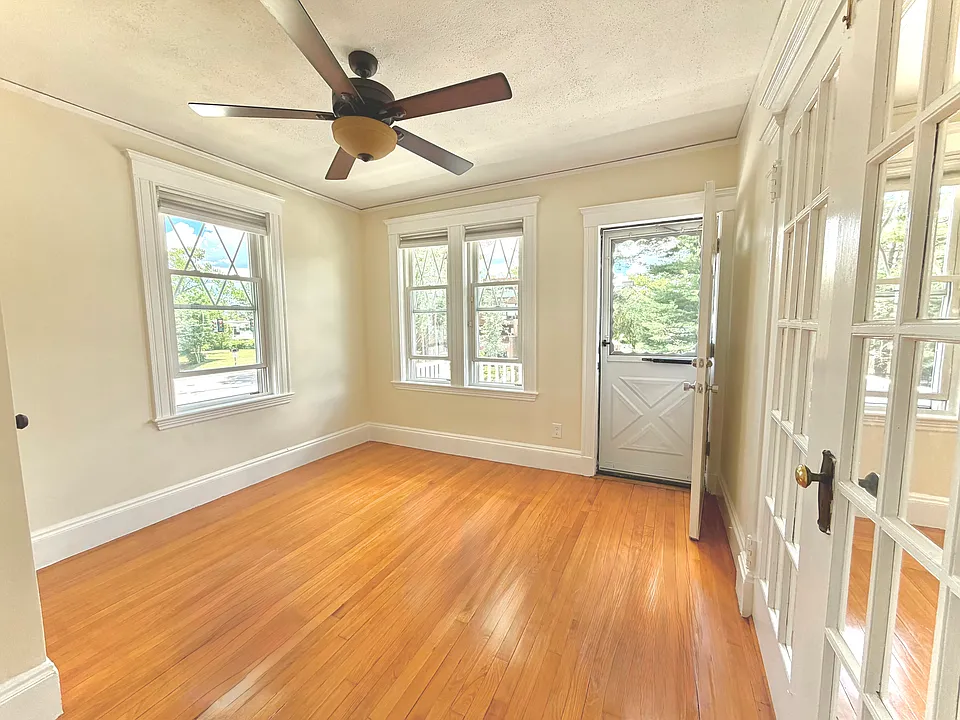 Office / Bonus Room