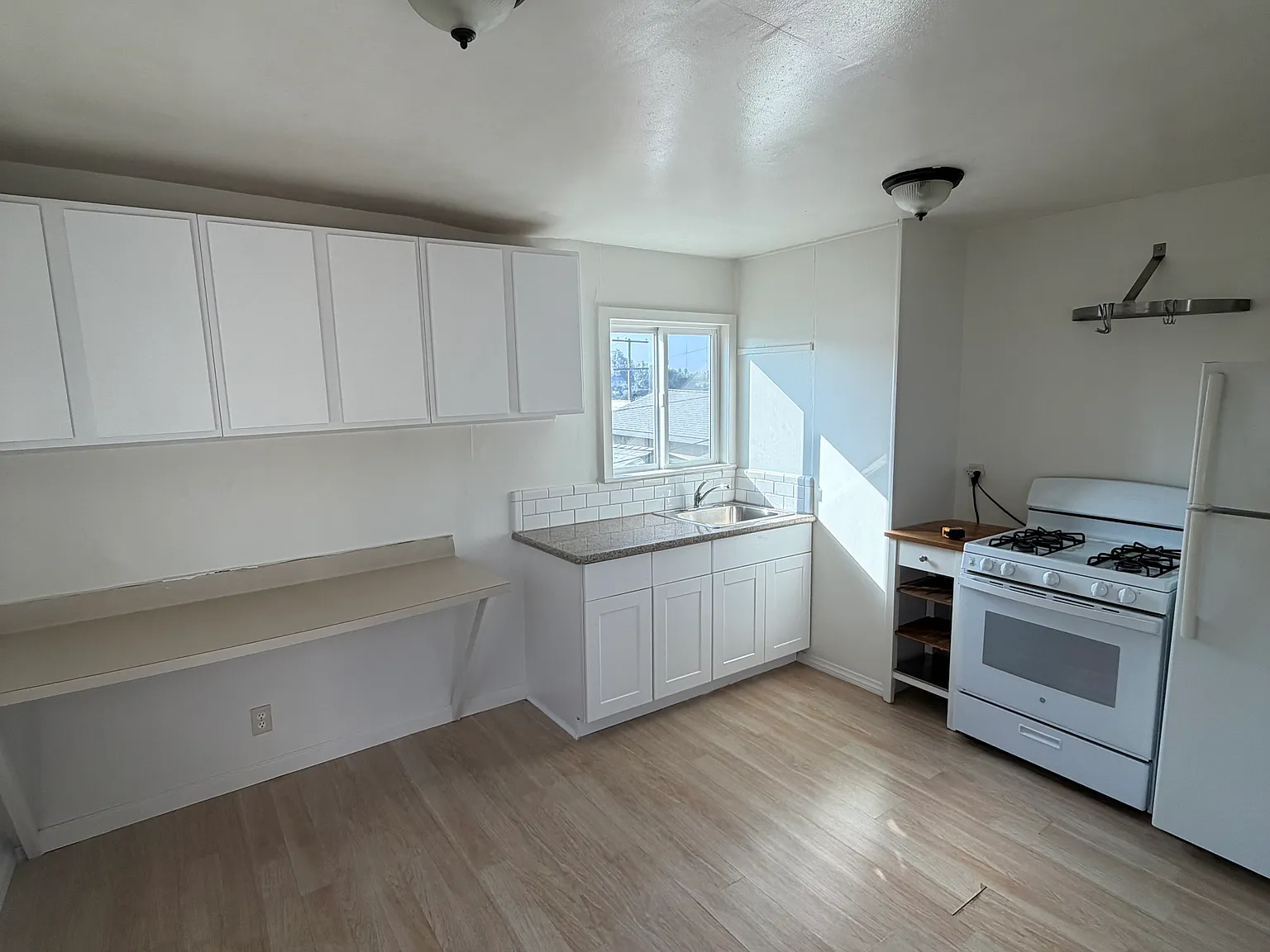 1 bed, 550 sqft, $2,000 — Photo 2