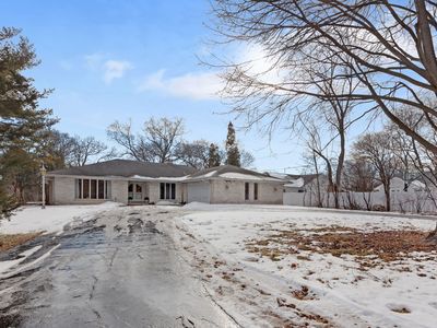 215 E Orchard St, Arlington Heights, IL, 60005