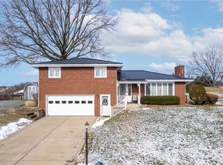 10451 Primrose Dr, Irwin, PA 15642