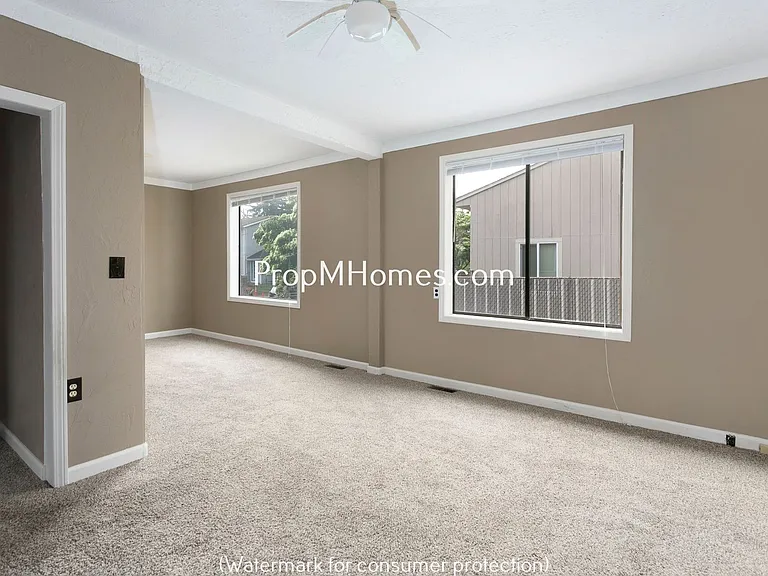 6721 SE 84th Ave — Photo 5