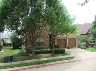 373 Parkvillage Ave, Fairview, TX 75069
