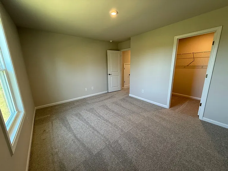 749 Count Fleet Ct — Photo 29